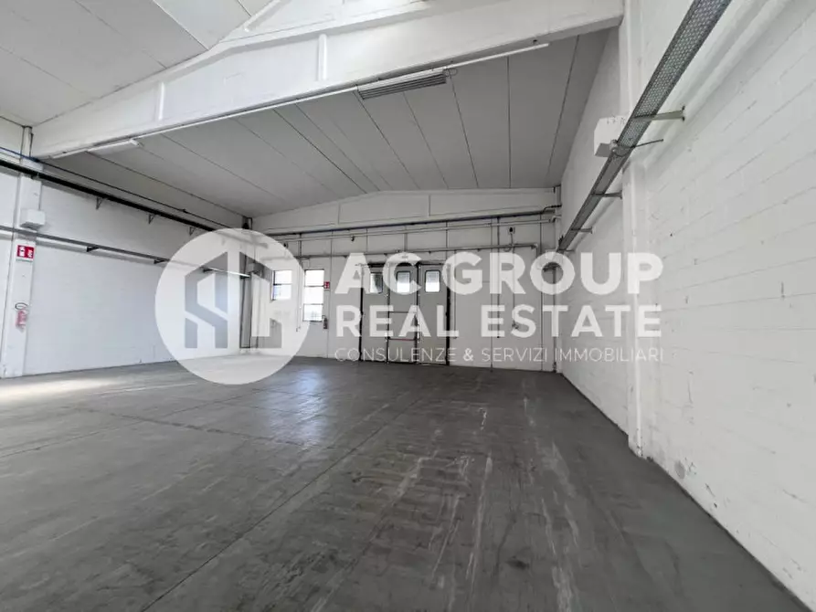 Immagine 3 di Capannone industriale in affitto  in Via Trieste a Mozzate