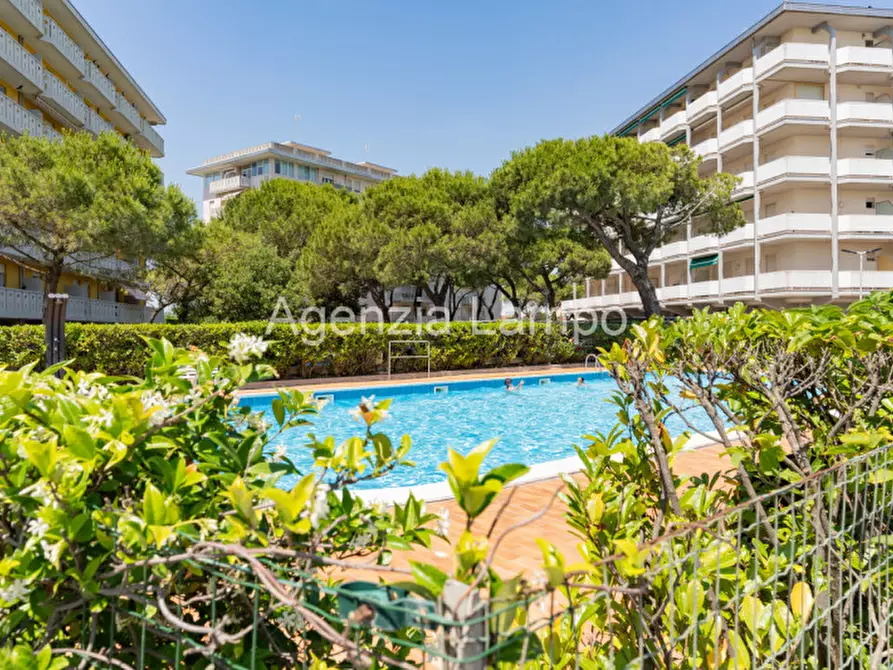 Immagine 13 di Appartamento in vendita  in Via Bragadin a Caorle