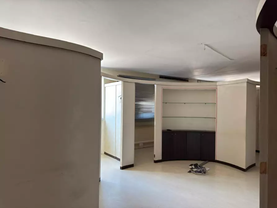 Immagine 1 di Ufficio in vendita  in via monte sabotino, 2 a Ponte San Nicolò