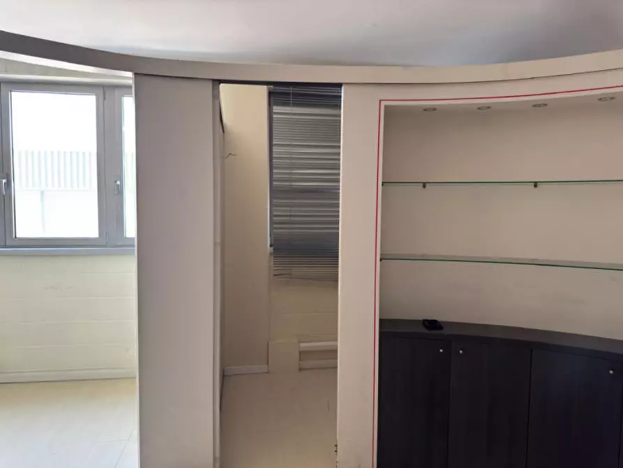 Immagine 3 di Ufficio in vendita  in via monte sabotino, 2 a Ponte San Nicolò