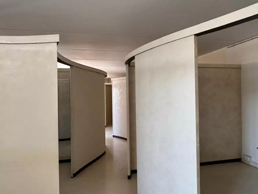 Immagine 4 di Ufficio in vendita  in via monte sabotino, 2 a Ponte San Nicolò