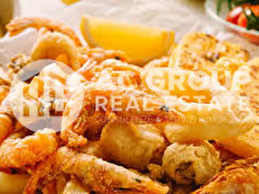 Immagine 7 di Negozio in vendita  in Via Varese a Solaro