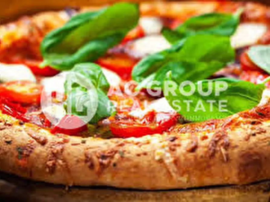 Immagine 13 di Negozio in vendita  in Via Varese a Solaro