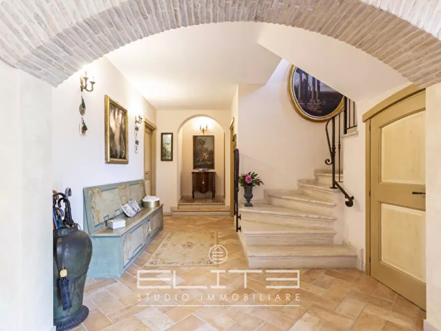 Immagine 7 di Villa in vendita  in via fabbrici e ville a Senigallia