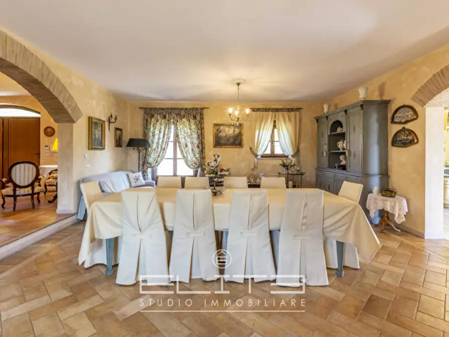 Immagine 20 di Villa in vendita  in via fabbrici e ville a Senigallia