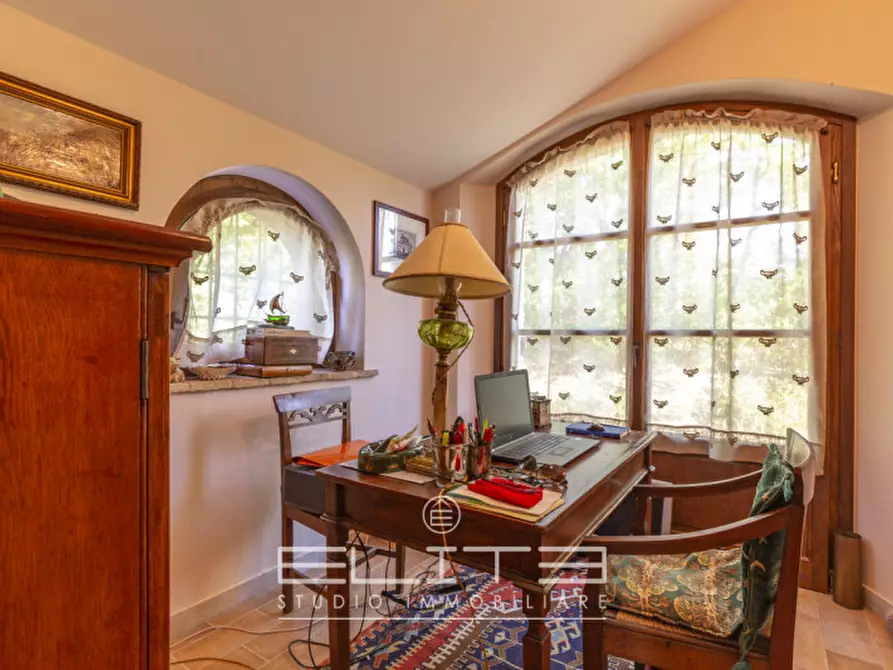 Immagine 28 di Villa in vendita  in via fabbrici e ville a Senigallia