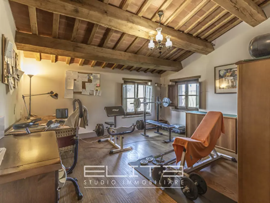 Immagine 39 di Villa in vendita  in via fabbrici e ville a Senigallia