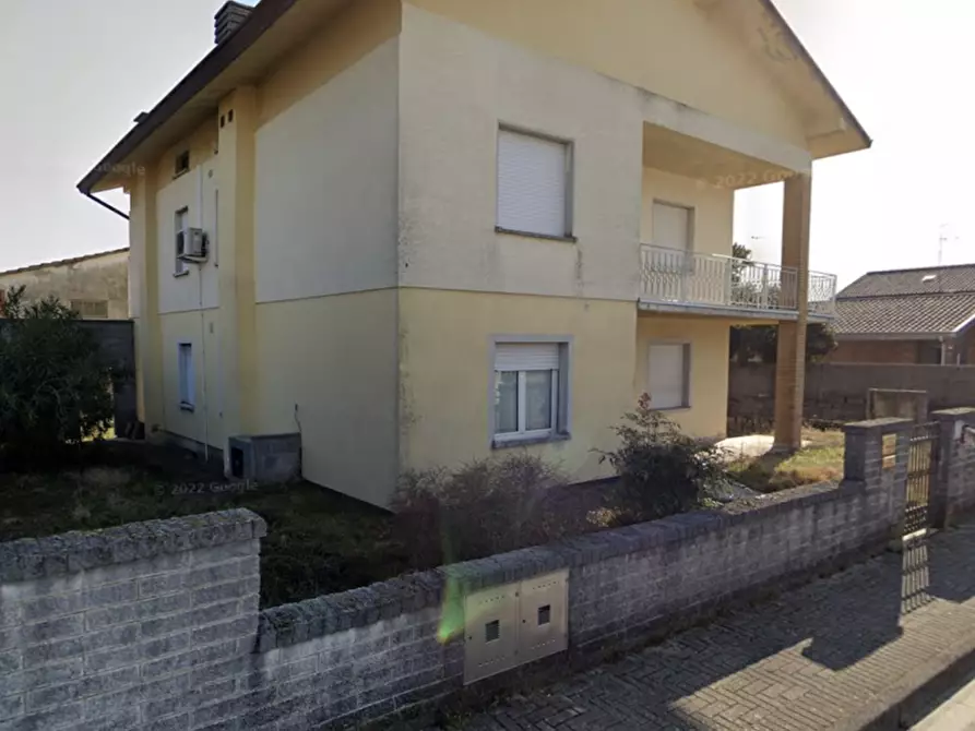 Immagine 3 di Casa bifamiliare in vendita  in Via delle Scuole, 16 a Lestizza