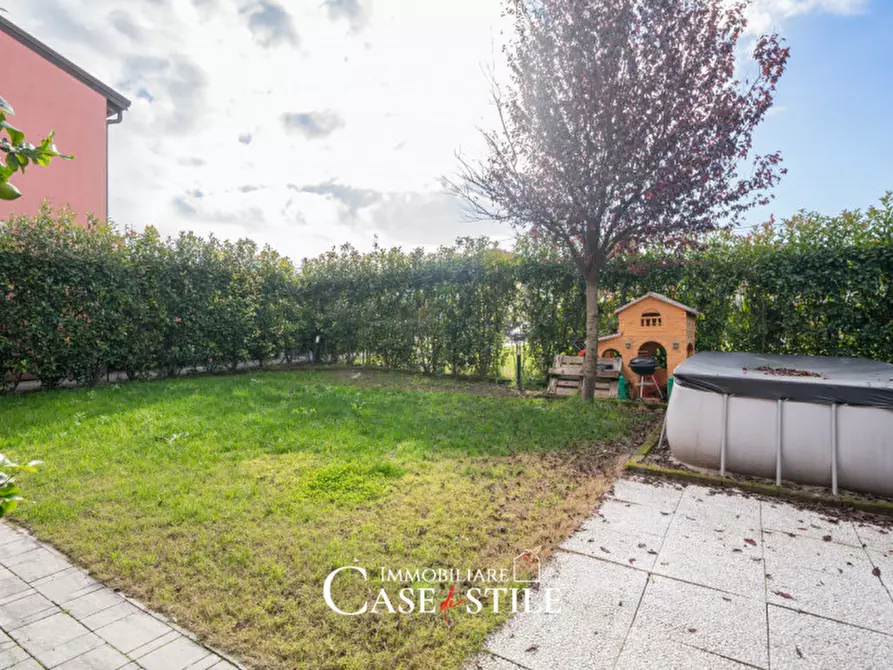 Immagine 19 di Appartamento in vendita  in Via Giuncaro a Sarzana