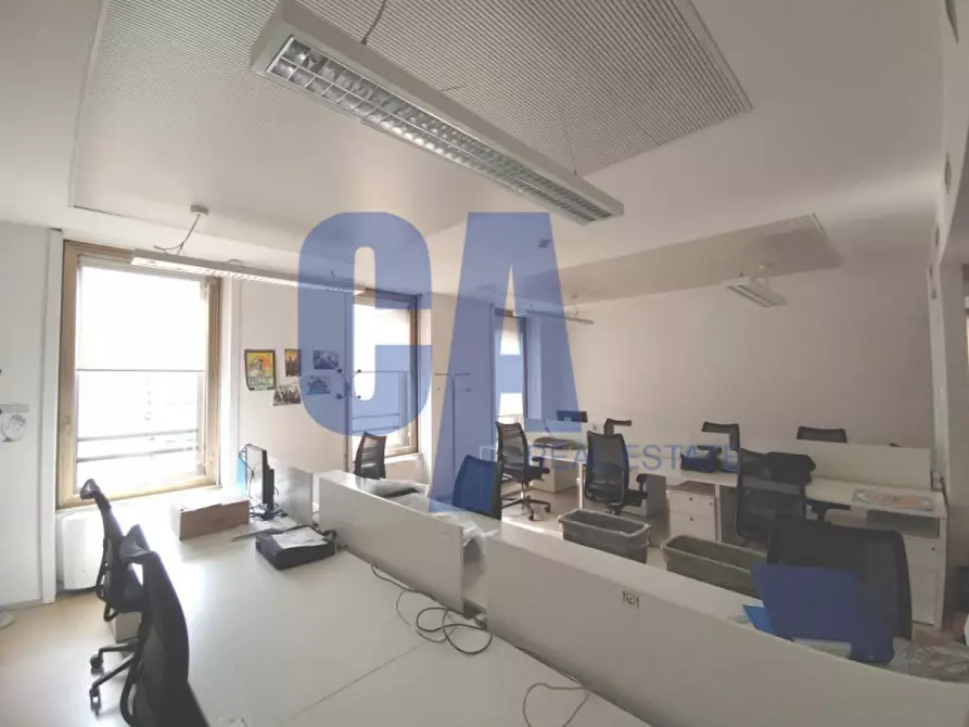 Immagine 8 di Ufficio in affitto  in PIAZZA MONTE TITANO a Milano