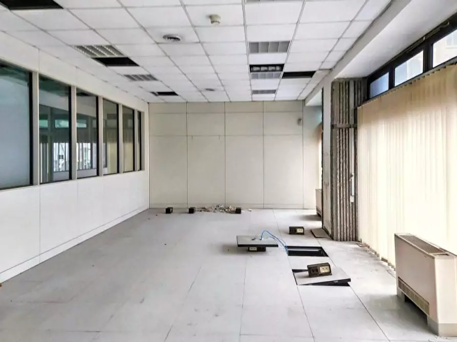 Immagine 3 di Ufficio in vendita  in Via Fieschi, N. 7 a Genova