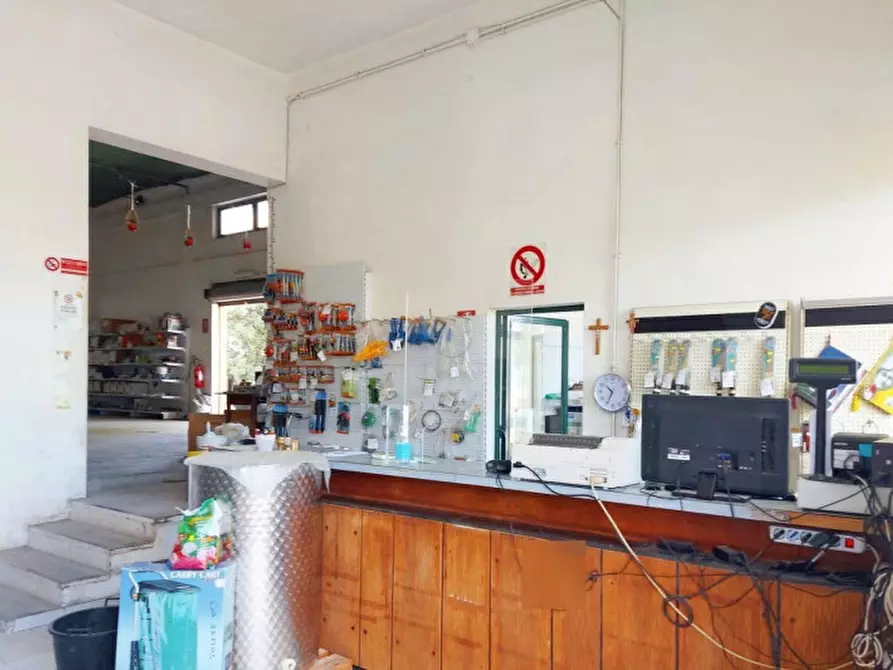 Immagine 8 di Capannone industriale in vendita  in Via Alfonso La Marmora, N. 93-95 a Pula