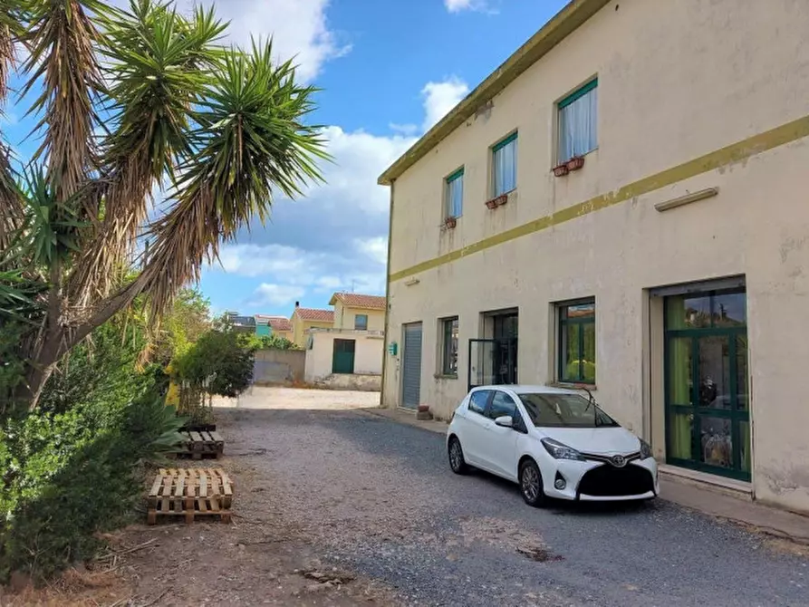 Immagine 9 di Capannone industriale in vendita  in Via Alfonso La Marmora, N. 93-95 a Pula