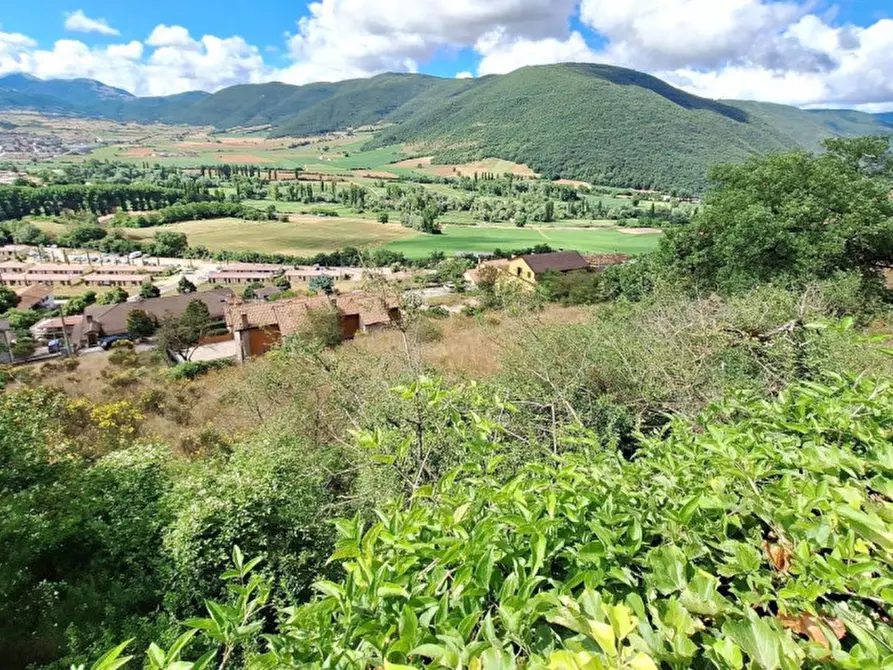 Immagine 1 di Terreno in vendita  in Viale Montedoro, N. Snc a Norcia