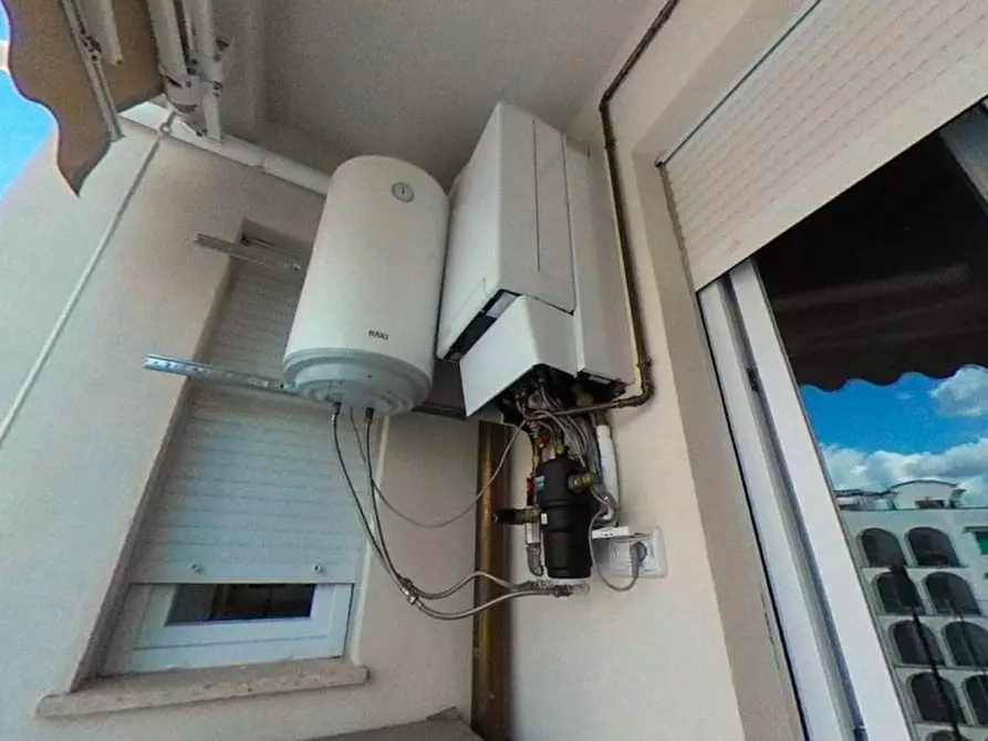 Immagine 5 di Appartamento in vendita  in Viale Europa, N. 30 a San Benedetto Del Tronto