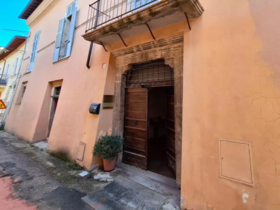 Immagine 5 di Magazzino in vendita  in Via Cairoli, N. 1 a Norcia