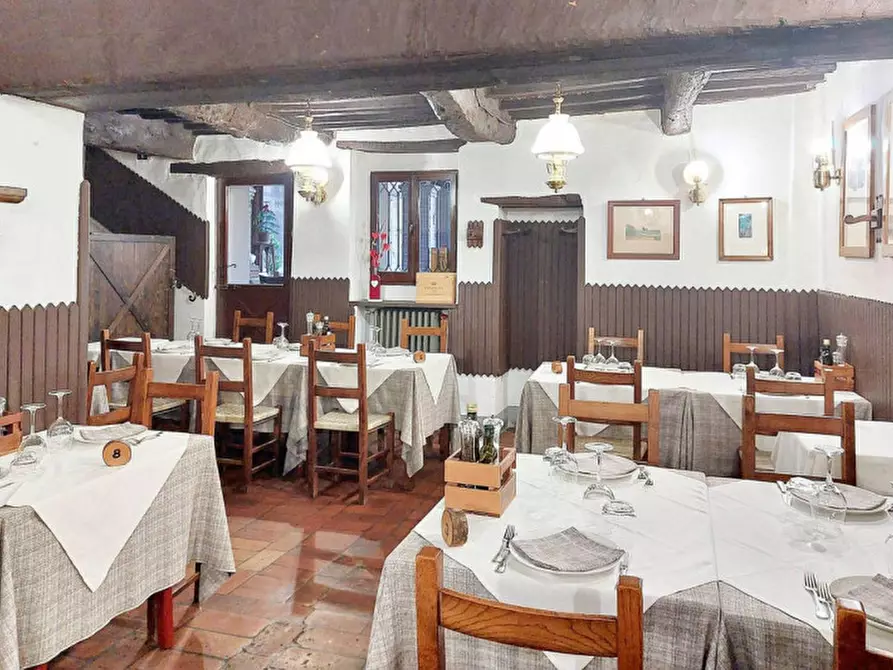 Immagine 6 di Attività commerciale in vendita  in Via Casale, N. 205-207-209-211-213-215 a Verucchio