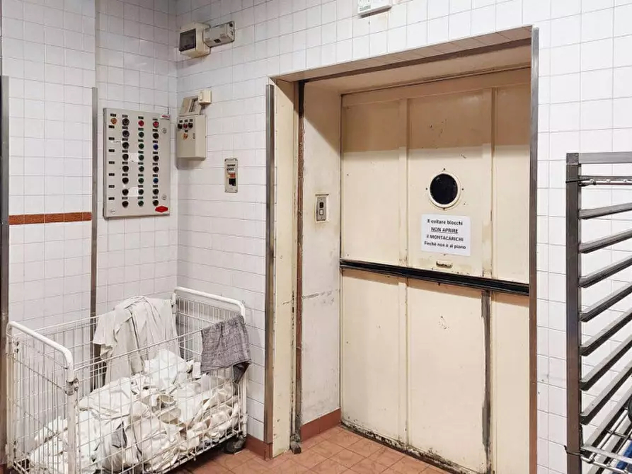 Immagine 15 di Attività commerciale in vendita  in Via Casale, N. 205-207-209-211-213-215 a Verucchio