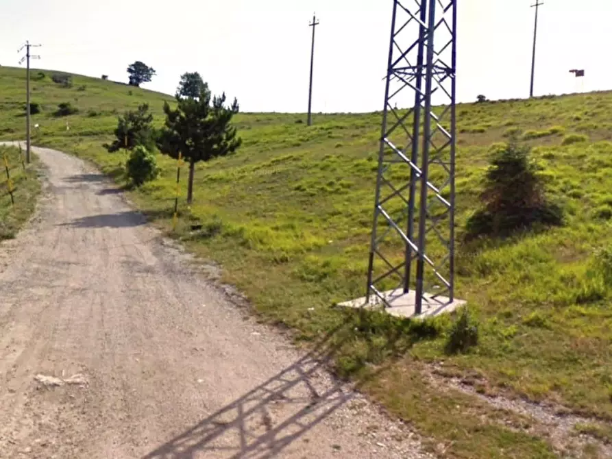 Immagine 3 di Terreno in vendita  in Strada Provinciale 64, N. Snc a Norcia
