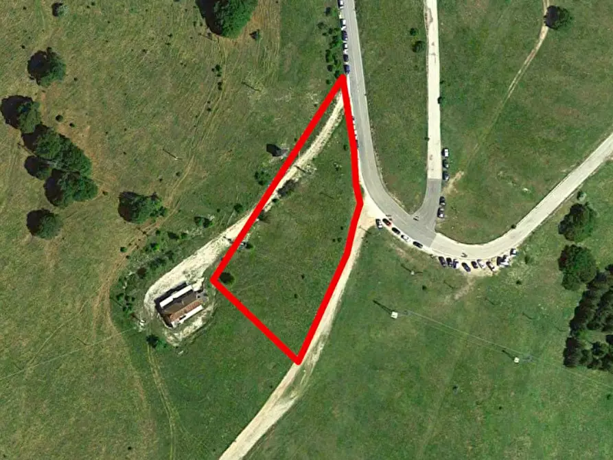 Immagine 12 di Terreno in vendita  in Strada Provinciale 64, N. Snc a Norcia