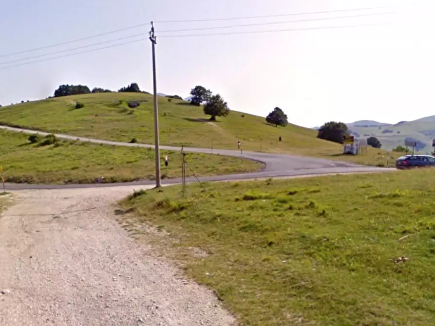 Immagine 1 di Terreno in vendita  in Strada Provinciale 64, N. snc a Arquata Del Tronto