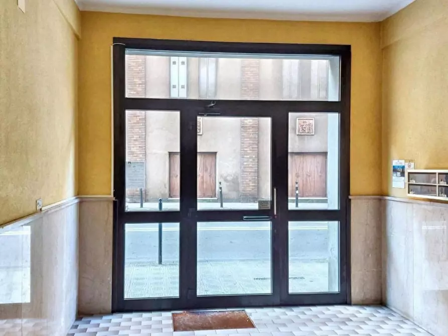 Immagine 15 di Ufficio in vendita  in Via della Libertà, N. 10 a Rapallo