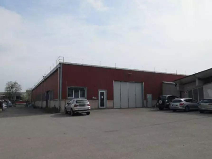 Immagine 1 di Capannone industriale in vendita  in Via Europa, 46, 36033 Isola Vicentina VI, Italia a Isola Vicentina