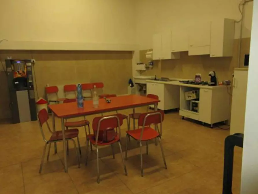 Immagine 5 di Capannone industriale in vendita  in Via Europa, 46, 36033 Isola Vicentina VI, Italia a Isola Vicentina