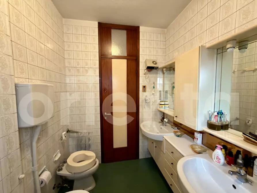 Immagine 20 di Appartamento in vendita  in Viale Europa 18 a Montichiari