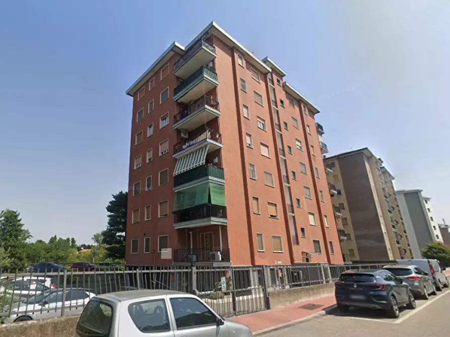 Immagine 1 di Appartamento in vendita  in Via Lario a Buccinasco