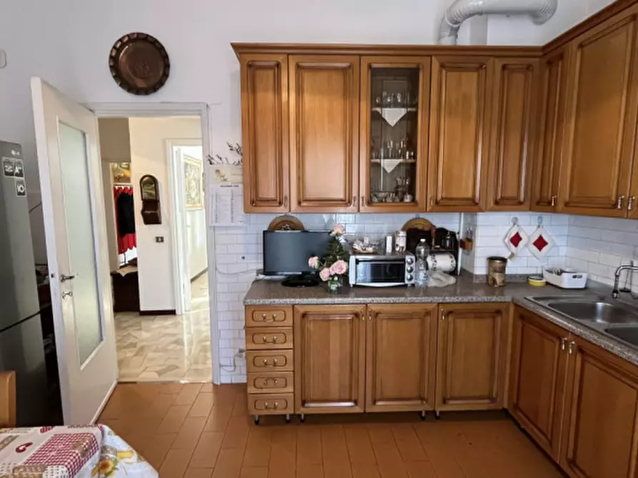 Immagine 9 di Appartamento in vendita  in Via Lario a Buccinasco