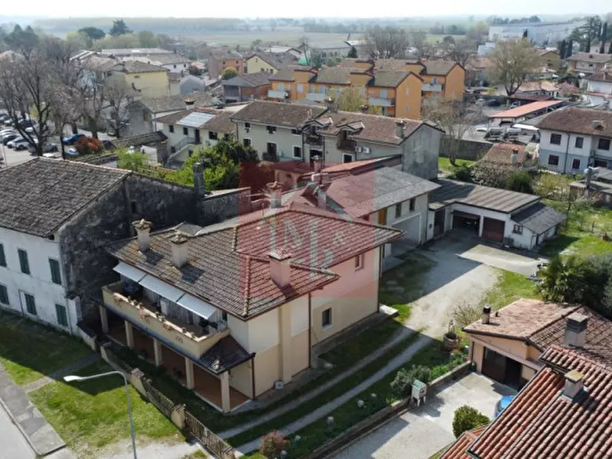 Immagine 2 di Casa bifamiliare in vendita  in via XXIV Maggio 30 a Aquileia