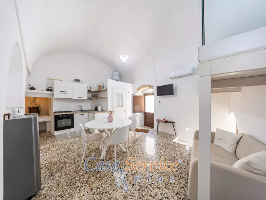 Immagine 1 di Casa indipendente in vendita  in Via Petrarca a Matino