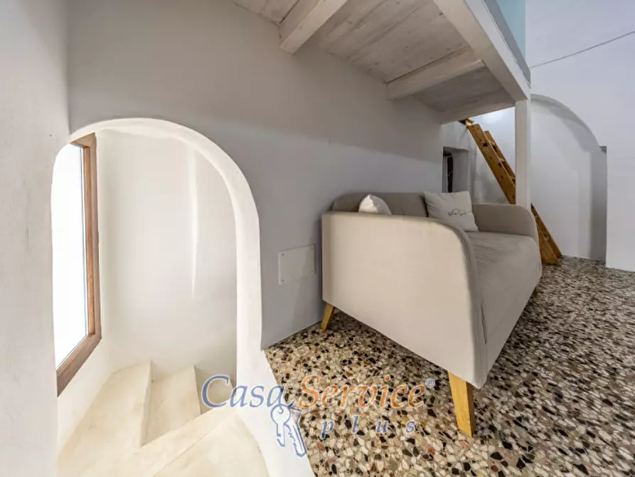 Immagine 32 di Casa indipendente in vendita  in Via Petrarca a Matino