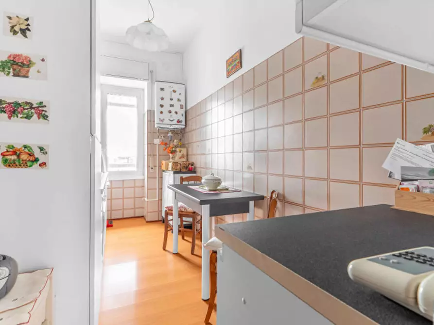 Immagine 10 di Appartamento in vendita  in Largo Promessi Sposi, 10 a Milano