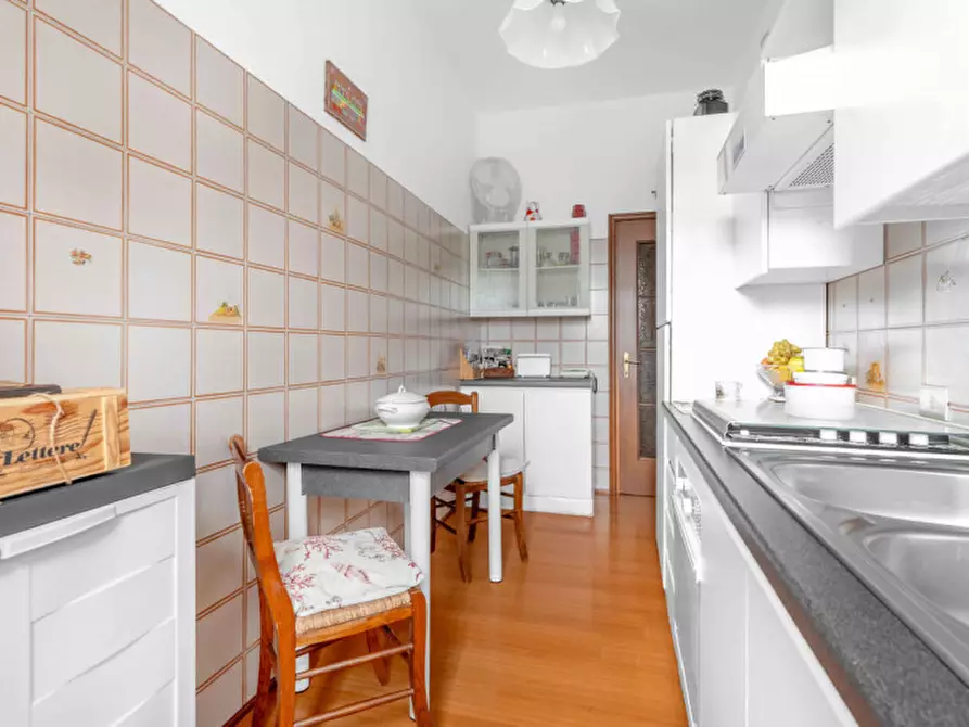 Immagine 12 di Appartamento in vendita  in Largo Promessi Sposi, 10 a Milano