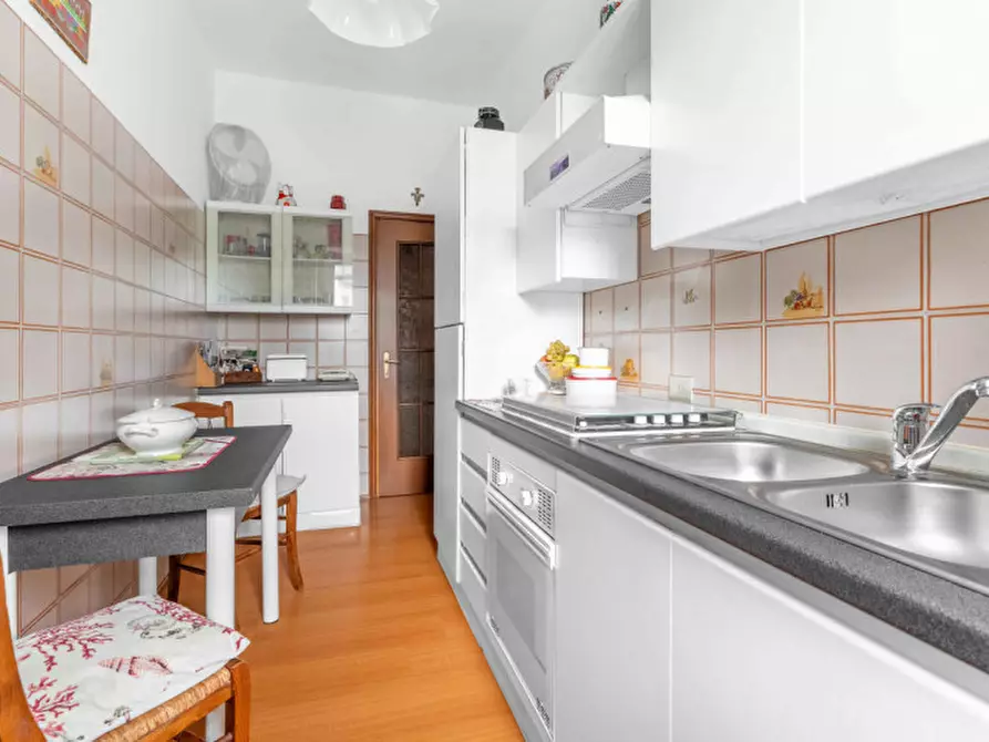 Immagine 13 di Appartamento in vendita  in Largo Promessi Sposi, 10 a Milano