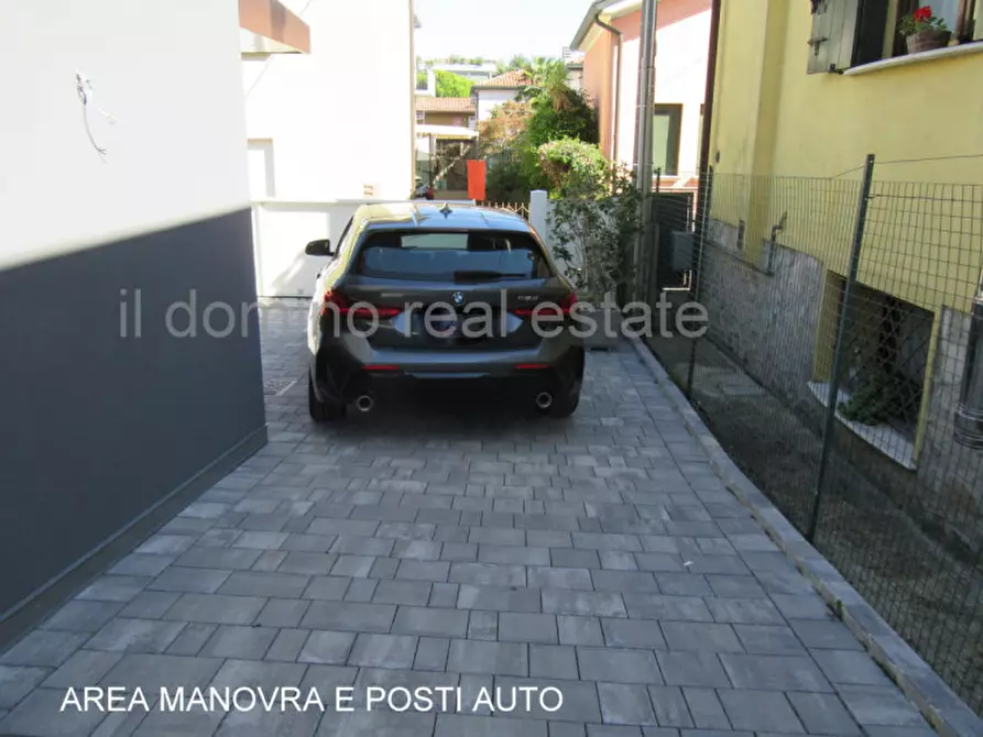 Immagine 32 di Villa in vendita  in Via Giuseppe Orus a Padova