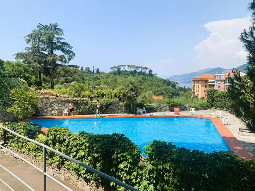 Immagine 13 di Appartamento in vendita  in Via Castagneto a Camogli