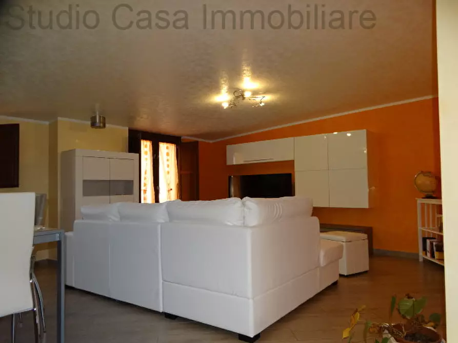 Immagine 9 di Appartamento in affitto  in Via Nazionale a Marsicovetere