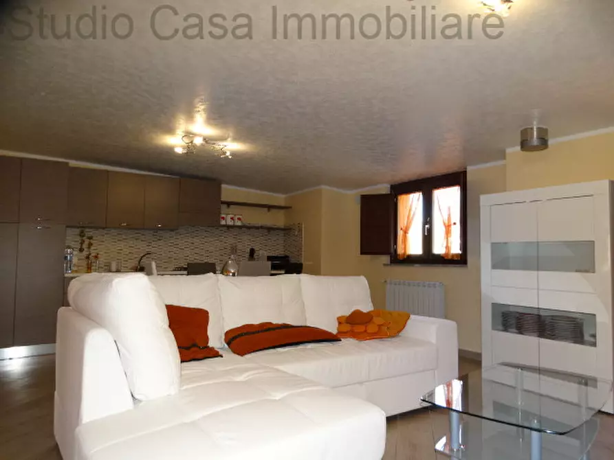 Immagine 11 di Appartamento in affitto  in Via Nazionale a Marsicovetere