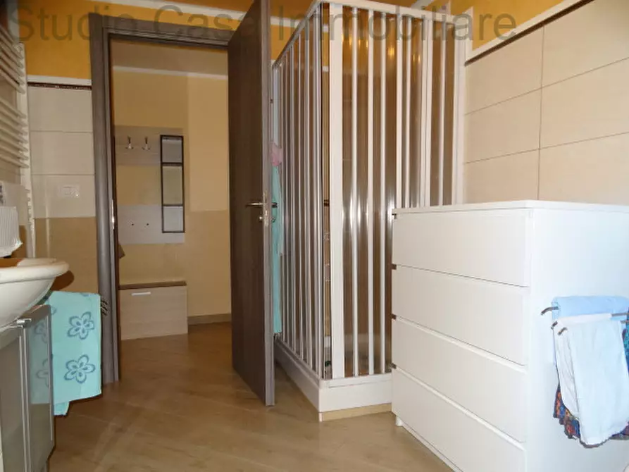 Immagine 13 di Appartamento in affitto  in Via Nazionale a Marsicovetere