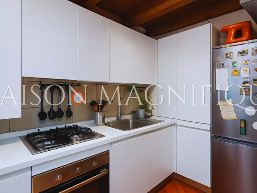 Immagine 4 di Appartamento in vendita  in Via San Donato 256 a Bologna