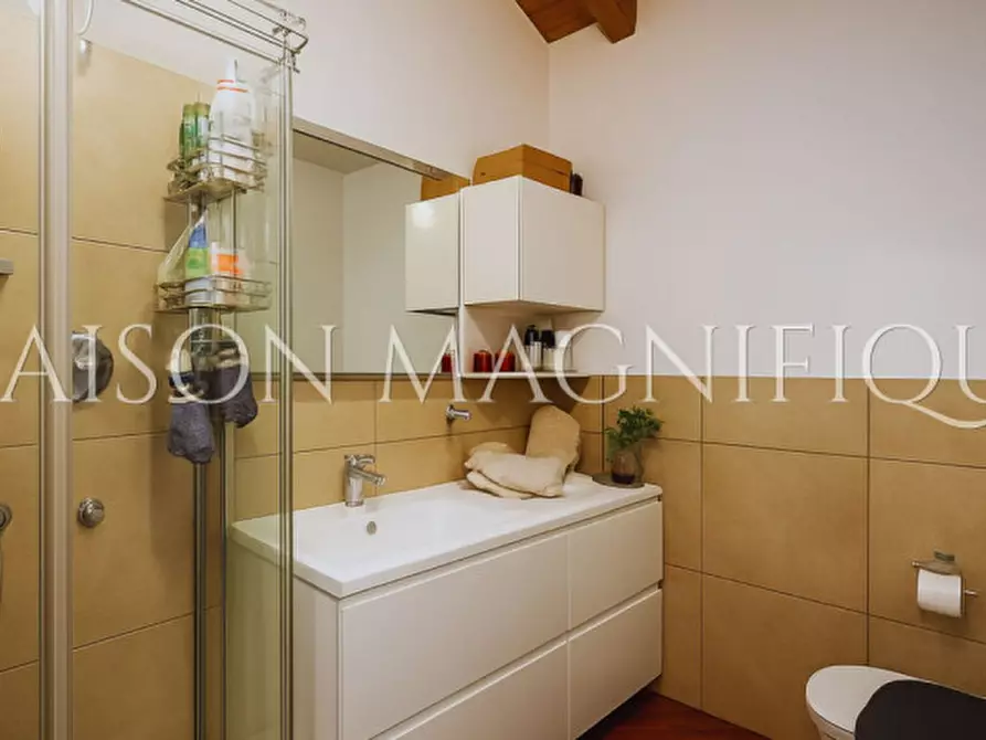 Immagine 9 di Appartamento in vendita  in Via San Donato 256 a Bologna