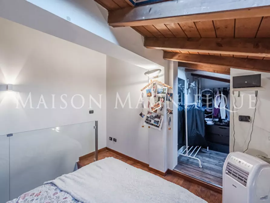 Immagine 33 di Appartamento in vendita  in Via San Donato 256 a Bologna