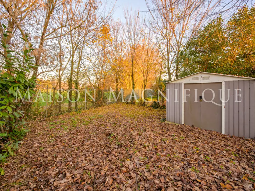 Immagine 41 di Appartamento in vendita  in Via San Donato 256 a Bologna