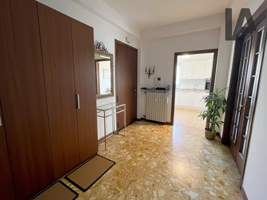 Immagine 6 di Appartamento in vendita  a Padova