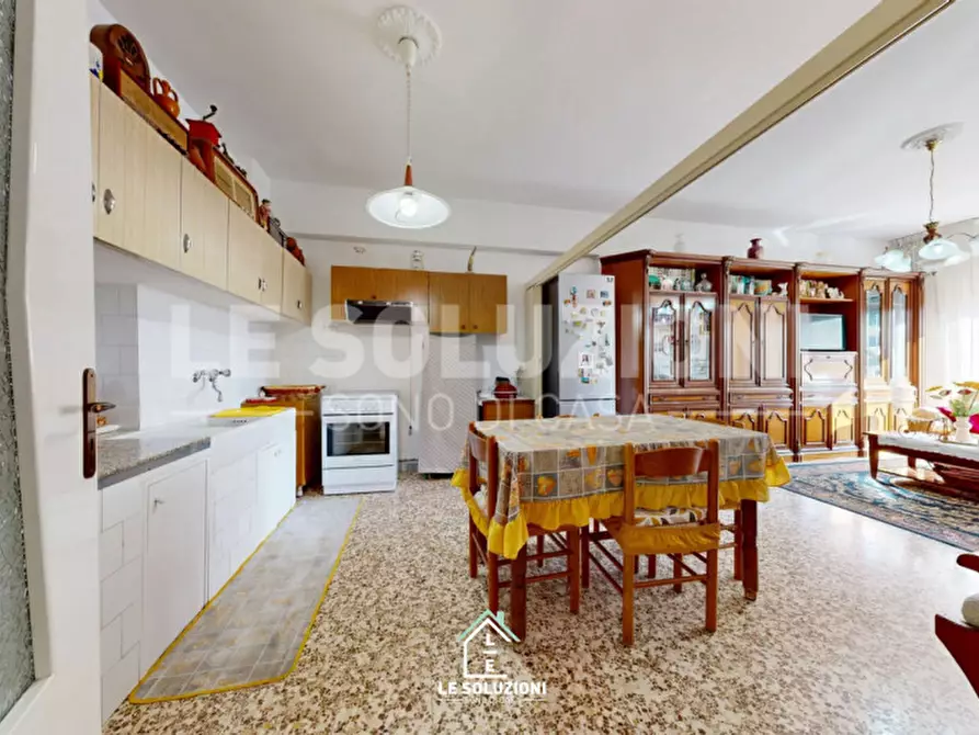 Immagine 4 di Appartamento in vendita  in II Traversa San Cataldo 26 a Putignano