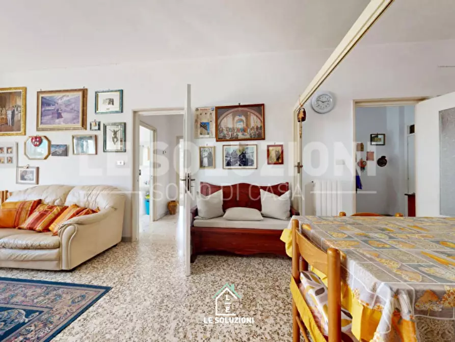 Immagine 5 di Appartamento in vendita  in II Traversa San Cataldo 26 a Putignano