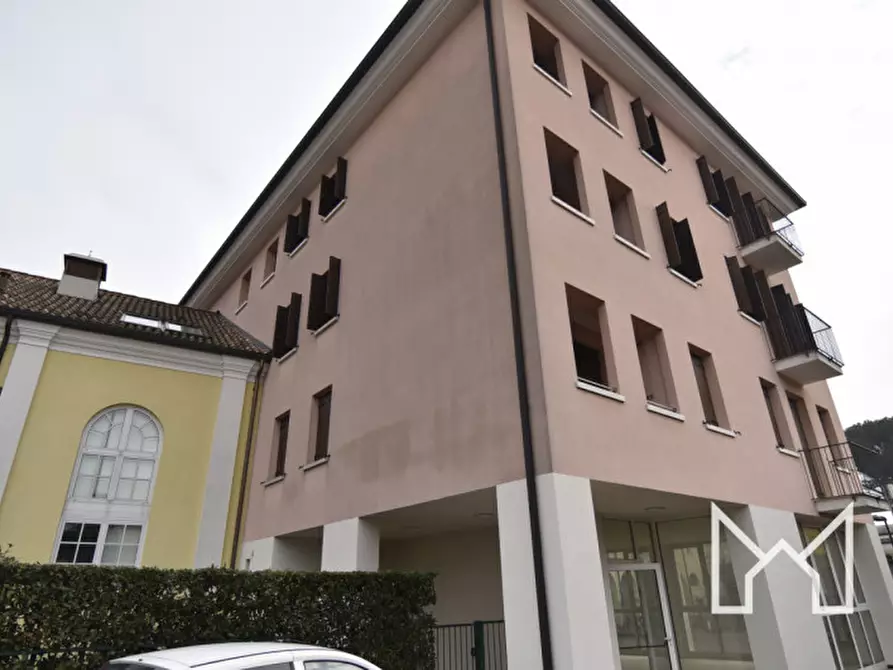 Immagine 11 di Appartamento in vendita  a Rossano Veneto